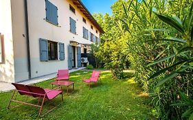 Osvaldo - parcheggio e giardino privato